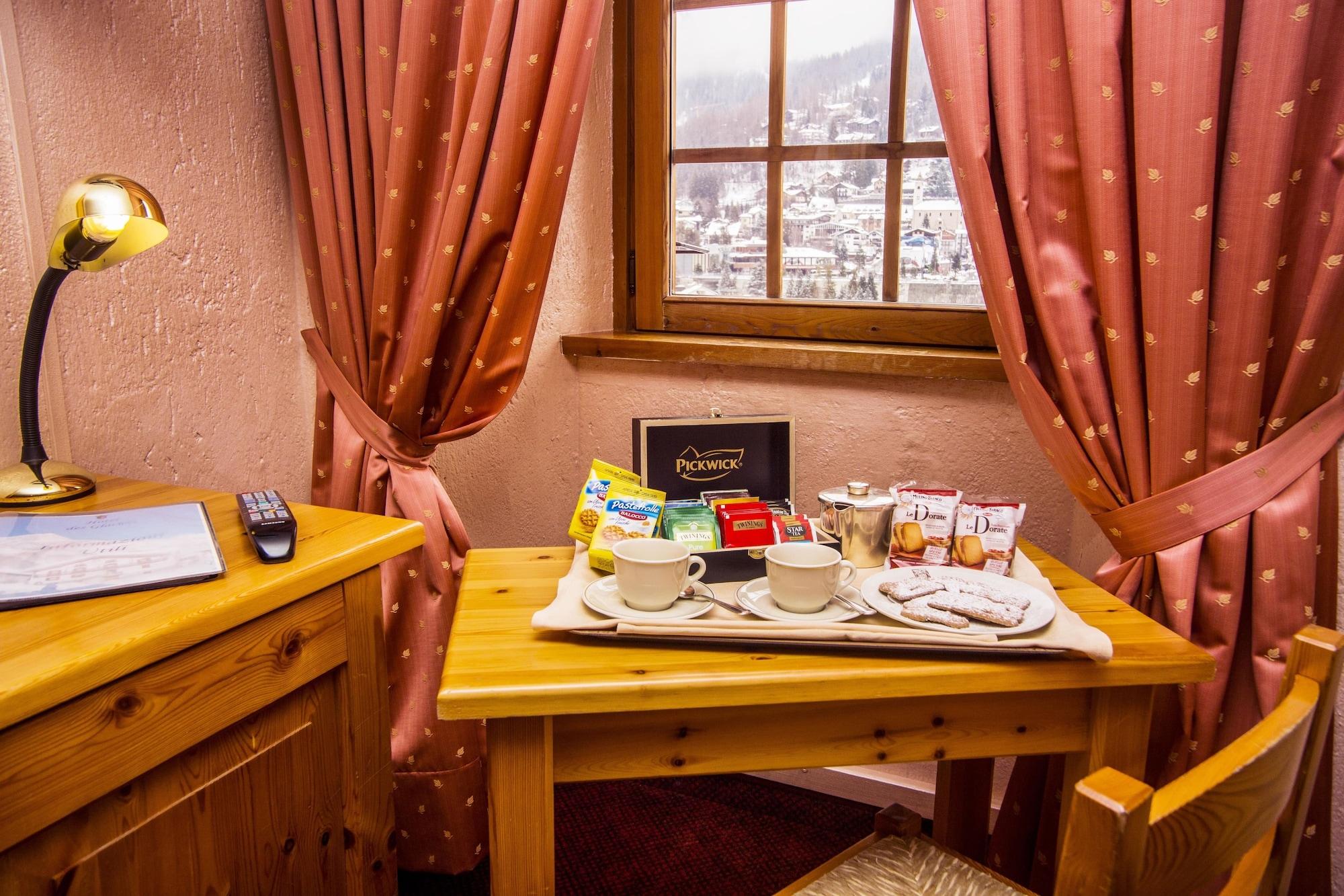 Hotel Des Glaciers 쿠르마예 외부 사진
