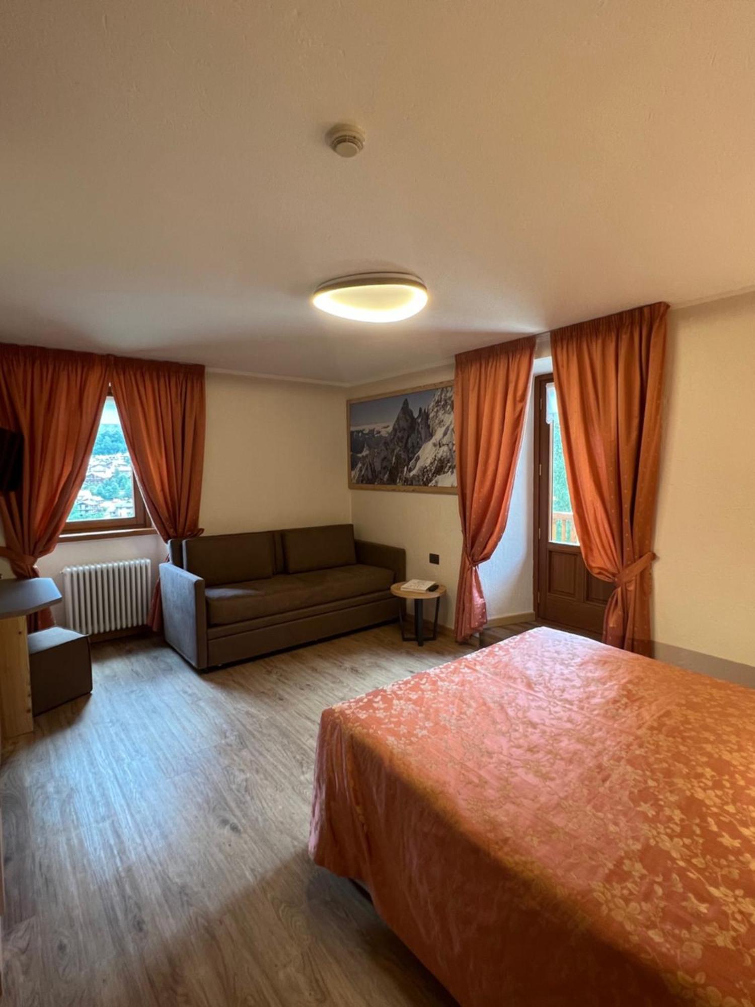 Hotel Des Glaciers 쿠르마예 외부 사진